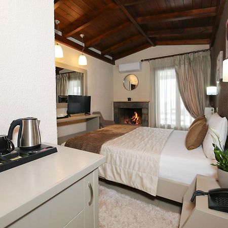 Asimina Guesthouse, Eptalofos Parnassos Exteriör bild