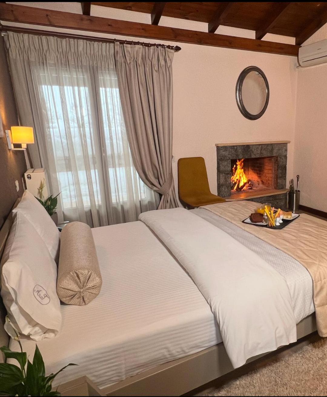 Asimina Guesthouse, Eptalofos Parnassos Exteriör bild