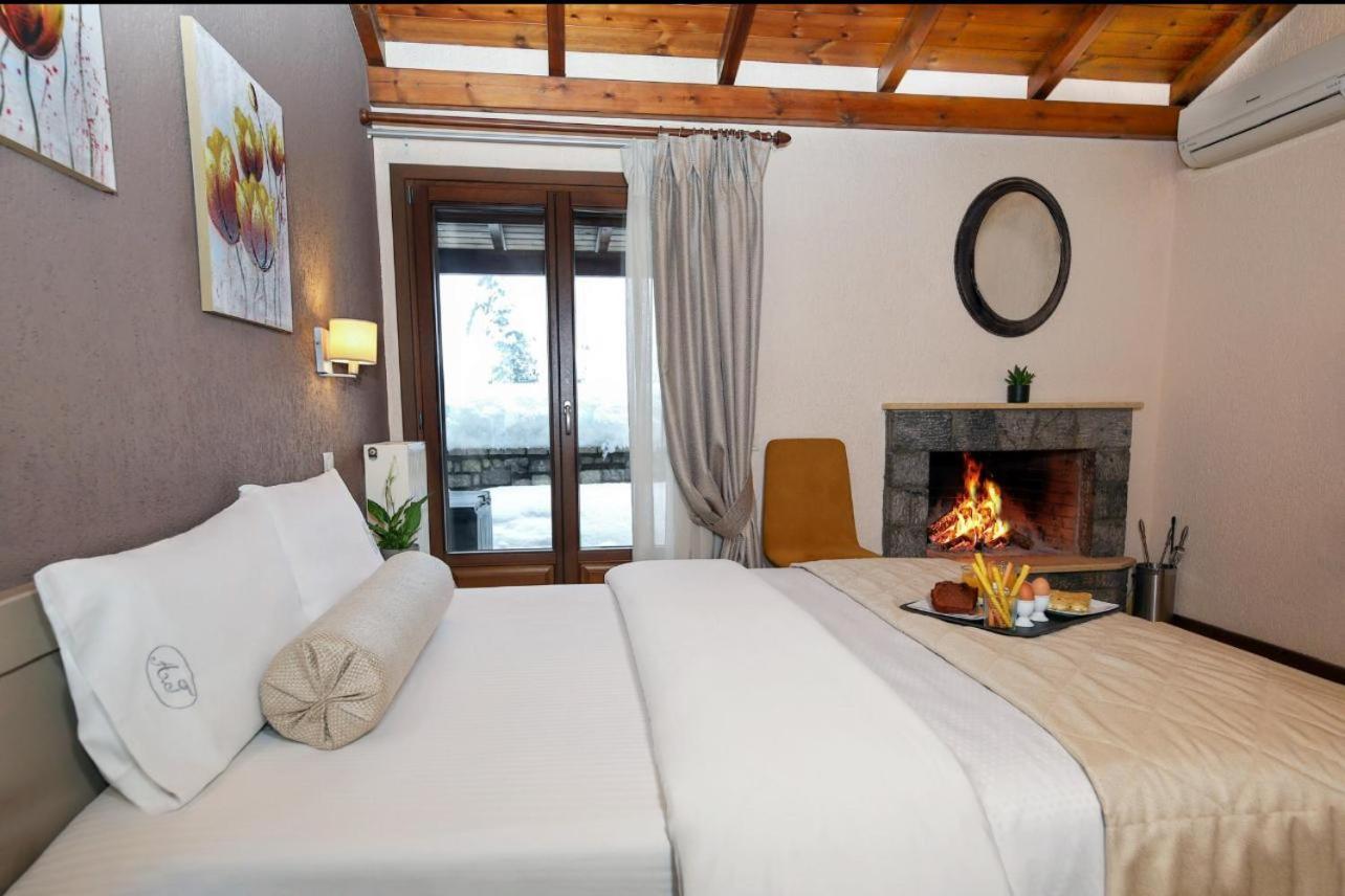 Asimina Guesthouse, Eptalofos Parnassos Exteriör bild