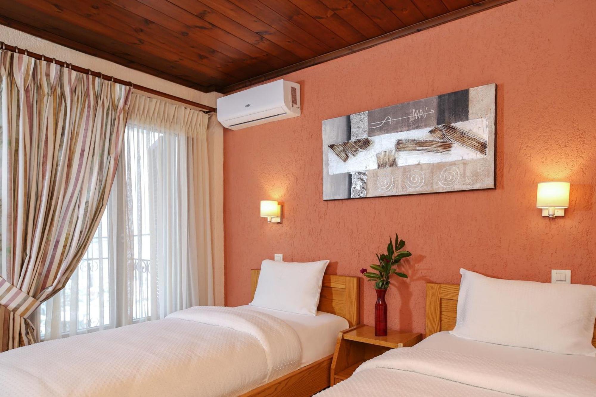 Asimina Guesthouse, Eptalofos Parnassos Exteriör bild