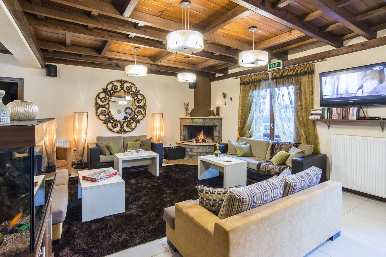 Asimina Guesthouse, Eptalofos Parnassos Exteriör bild
